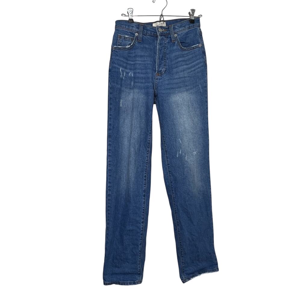 Universal Thread High Rise 90s Straight Jean Button Fly
